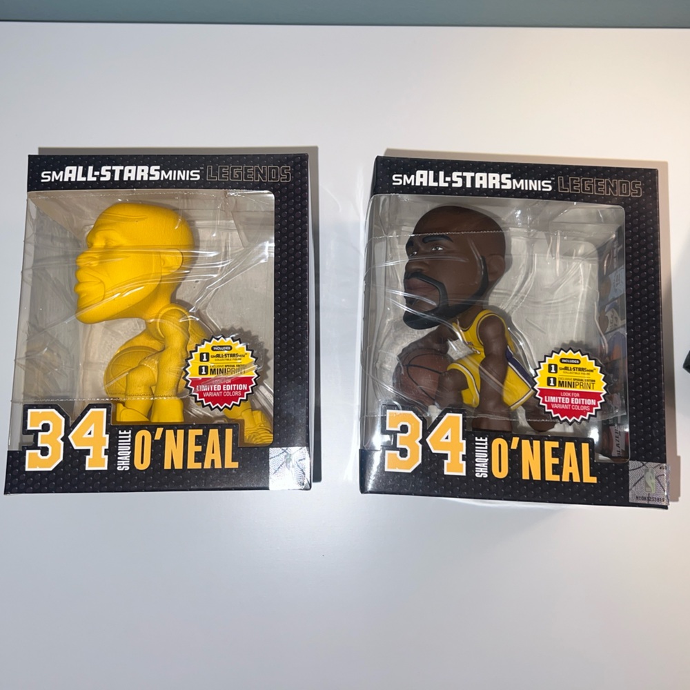 Set of 2 Shaq ONeal Figures